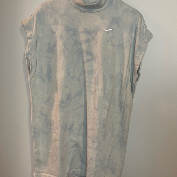 Nike Women’s oversized mock neck sleeveless shirt dress blue tie-dye size small - Picture 1 of 8